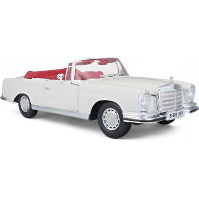 Maisto Mercedes-Benz 280SE Cabrio 1967 1:18 krémová