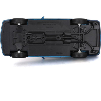 Maisto Dodge Challenger SRT8 2008 1:24 modrá metalíza