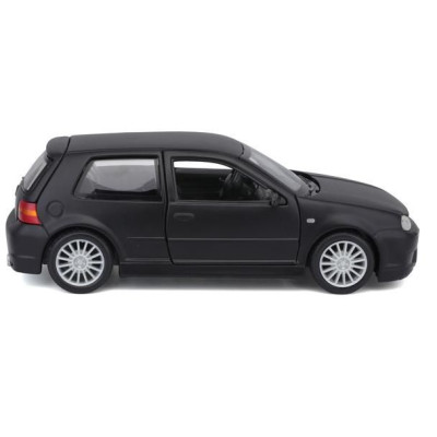 Maisto Volkswagen Golf R32 1:24 černá matná