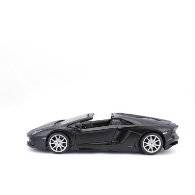 Maisto Lamborghini Aventador LP 700-4 Roadster 1:24