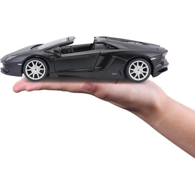 Maisto Lamborghini Aventador LP 700-4 Roadster 1:24