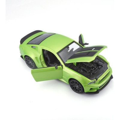 Maisto Ford Mustang Street Racer 2014 1:24 matná zelená