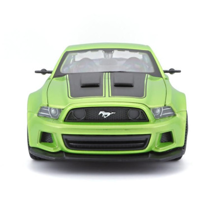 Maisto Ford Mustang Street Racer 2014 1:24 matná zelená