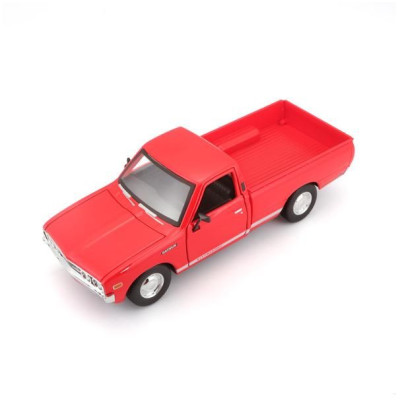 Maisto Datsun 620 Pick-up 1973 1:24