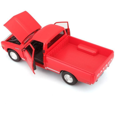 Maisto Datsun 620 Pick-up 1973 1:24