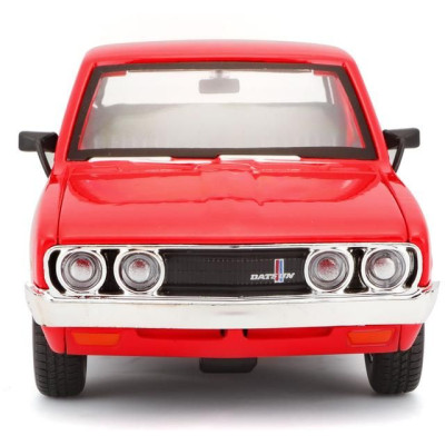 Maisto Datsun 620 Pick-up 1973 1:24