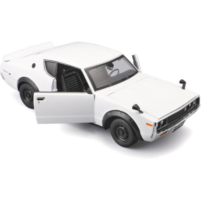 Maisto Nissan Skyline 2000GT-R KPGC110 1973 1:24