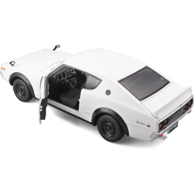 Maisto Nissan Skyline 2000GT-R KPGC110 1973 1:24