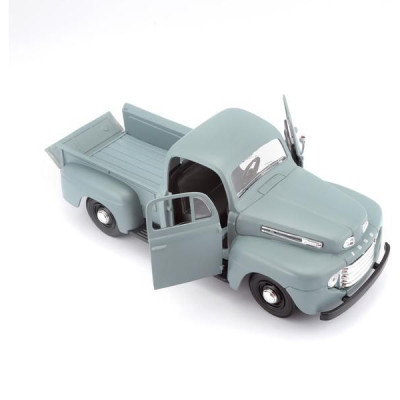 Maisto Ford F-1 PickUp 1948 1:25 šedomodrá