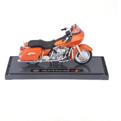 Maisto Harley-Davidson FLTR Road Glide 2002 1:18