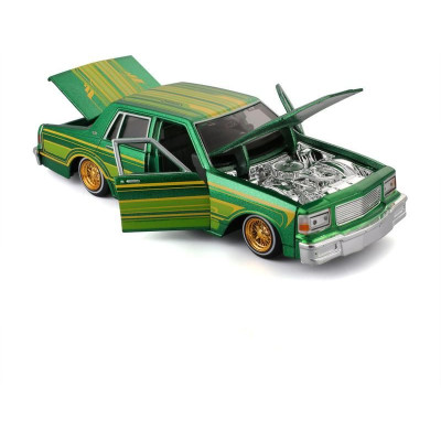 Maisto Chevrolet Caprice 1987 1:26