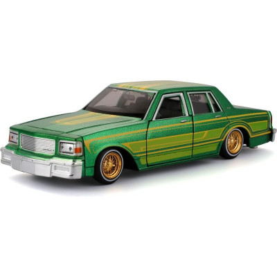 Maisto Chevrolet Caprice 1987 1:26