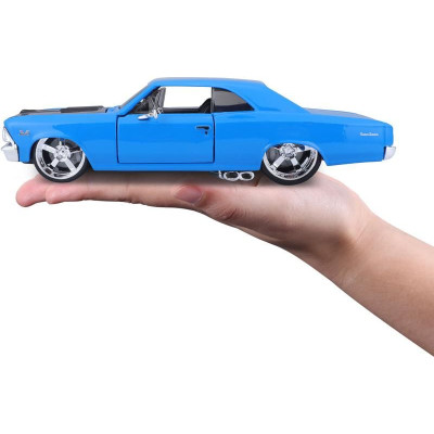 Maisto Chevrolet Chevelle SS 396 1966 1:24