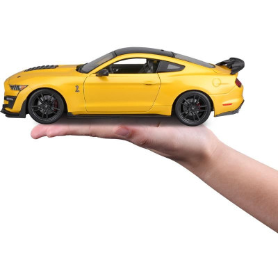 Maisto Mustang Shelby GT500 2020 1:18 žlutá