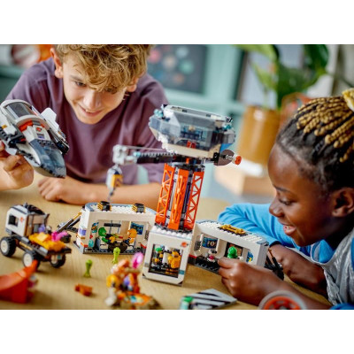 LEGO City - Vesmírná základna a startovací rampa pro raketu