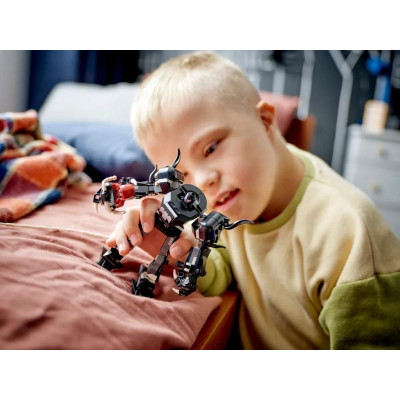 LEGO Marvel - Venom v robotickém brnění vs. Miles Morales