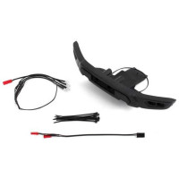 Traxxas LED-es világítás a Traxxas Ford Raptor R RC modellautóhoz. Növelje a részletgazdagságot és élvezze az esti autózást ezzel a készlettel, amely tartalmaz egy csere első lökhárítót integrált LED-es lámpasávval és a meglévő lámpákhoz való konzolokkal, négy LED-es fényszórót, tápkábelt és rögzítő csíkokat.