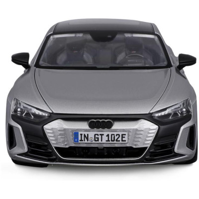 Bburago Audi RS E-tron GT 1:18 stříbrná