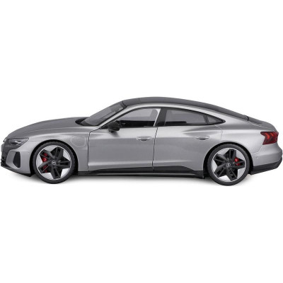 Bburago Audi RS E-tron GT 1:18 stříbrná