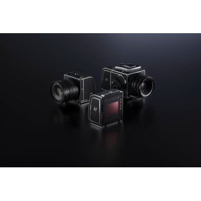 Hasselblad 907X & CFV 100C