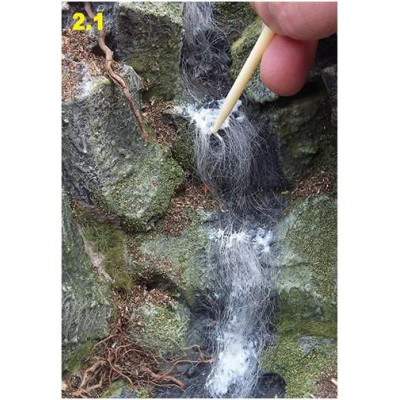 Scenické vlákna na vytvoření tekoucí vody