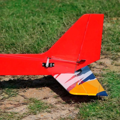 49" Challenger ARF - červená