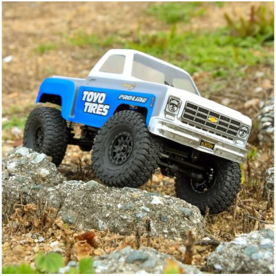 Pro-Line kolo s pneu 1:24 Toyo Open Country 1.0", disk H7 černý+ (4)