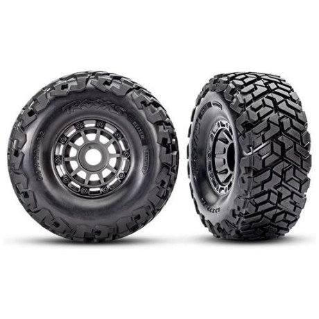 Traxxas kolo 2.2/3.2", disk šedý, pneu Maxx Slash belted (pár)