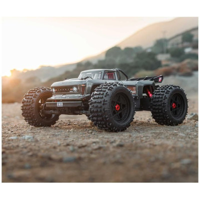 Arrma Outcast 4S V2 BLX 1:10 4WD RTR červená