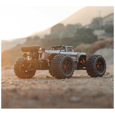 Arrma Outcast 4S V2 BLX 1:10 4WD RTR červená