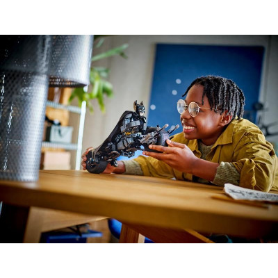 LEGO Batman - Sestavitelná figurka: Batman™ a motorka Bat-Pod