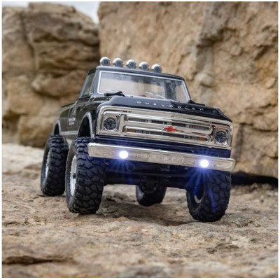 Axial SCX24 Chevrolet C10 1967 1:24 4WD RTR černý