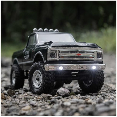Axial SCX24 Chevrolet C10 1967 1:24 4WD RTR černý