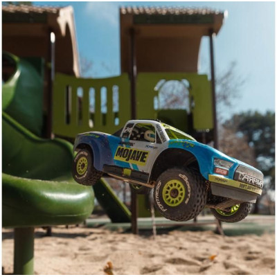 Arrma Mojave Grom 1:18 4WD RTR Červená