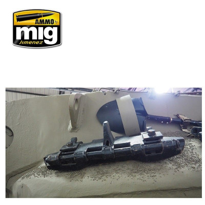 Anti-Slip Paste - Sand Color (for 1/35 scale) 20ml