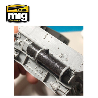 Anti-Slip Paste - Sand Color (for 1/35 scale) 20ml