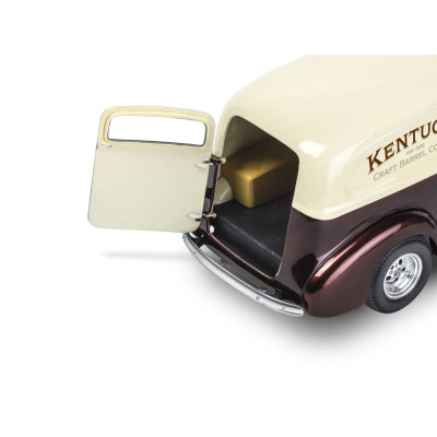 Plastic ModelKit MONOGRAM auto 4529 - 1939 Chevy Sedan Delivery (1:24)