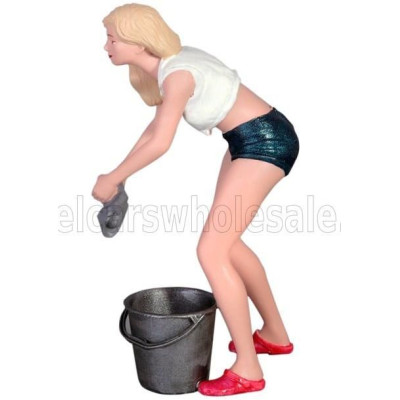 ATLANTIC FIGURES CAR WASHER GIRL - LOLA - VARIOUS 1/24