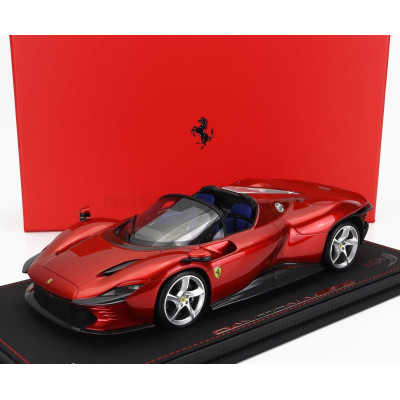 BBR MODELS FERRARI DAYTONA SP3 OPEN ROOF ICONA 2022 - CON VETRINA - WITH SHOWCASE - ROSSO MAGMA - RED MET 1/18