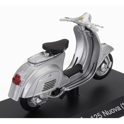 EDICOLA PIAGGIO VESPA 125 NUOVA 1965 - SILVER 1/18