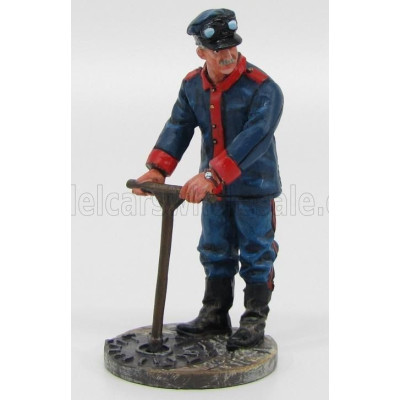 EDICOLA FIGURES VIGILI DEL FUOCO VIGILE DEL FUOCO SPAGNOLO BARCELLONA CON CHIAVE APRI TOMBINO 1923 - SPANISH FIREMAN - BLUE RED