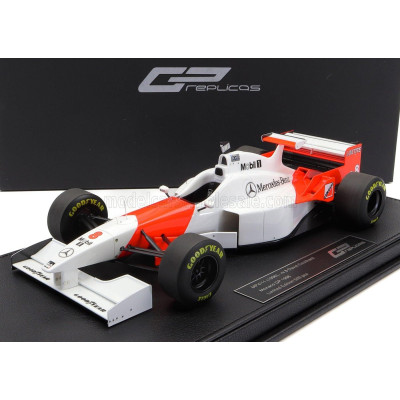 GP REPLICAS McLAREN F1  MP4/11 3.0L V10 TEAM MERCEDES CENTRAL WING N 8 2nd MONACO GP 1996 DAVID COULTHARD - CON VETRINA - WITH S