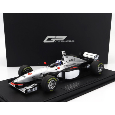 GP REPLICAS McLAREN F1  MP4/12 MERCEDES N 10 WINNER AUSTRALIAN GP (with driver figure) 1997 DAVID COULTHARD - SILVER BLACK 1/18