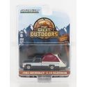 GREENLIGHT CHEVROLET C-10 SILVERADO PICK-UP 1982 - THE GREAT OUTDOORS - SILVER BLUE 1/64