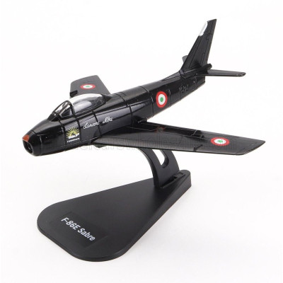 ITALERI NORTH AMERICAN F-86E SABRE MILITARY AIRPLANE 1961 - BLACK 1/100