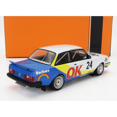 IXO MODELS VOLVO 240 TURBO TEAM BECKERS N 24 NURBURGRING 1985 P.G.ANDERSSON - WHITE YELLOW BLUE 1/18