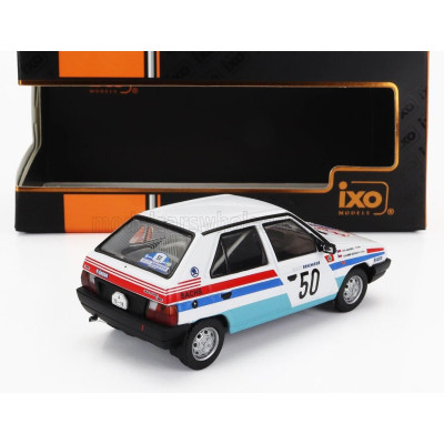IXO MODELS ŠKODA FAVORIT 136L N 50 RALLY BOHEMIA 1983 VLADIMIR BERGER - OTTO JAKUBEC - WHITE LIGHT BLUE 1/43