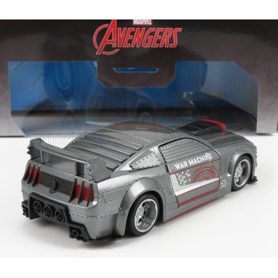 JADA FORD USA MUSTANG COUPE 2006 WITH WAR MACHINE FIGURE - GREY 1/32