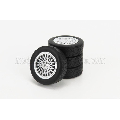 KK SCALE ACCESSORIES 4X  WHEELS AND RIMS SET  FOR PORSCHE 924 TURBO 1986 - SILVER 1/18