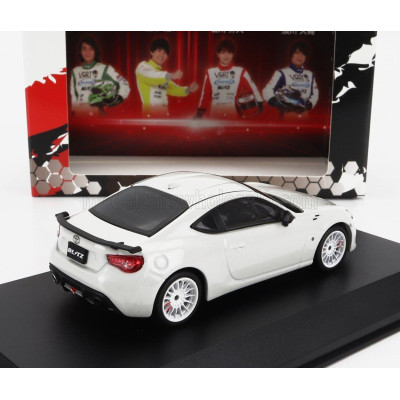 KYOSHO TOYOTA 86 COUPE VART 2019 - WHITE 1/43